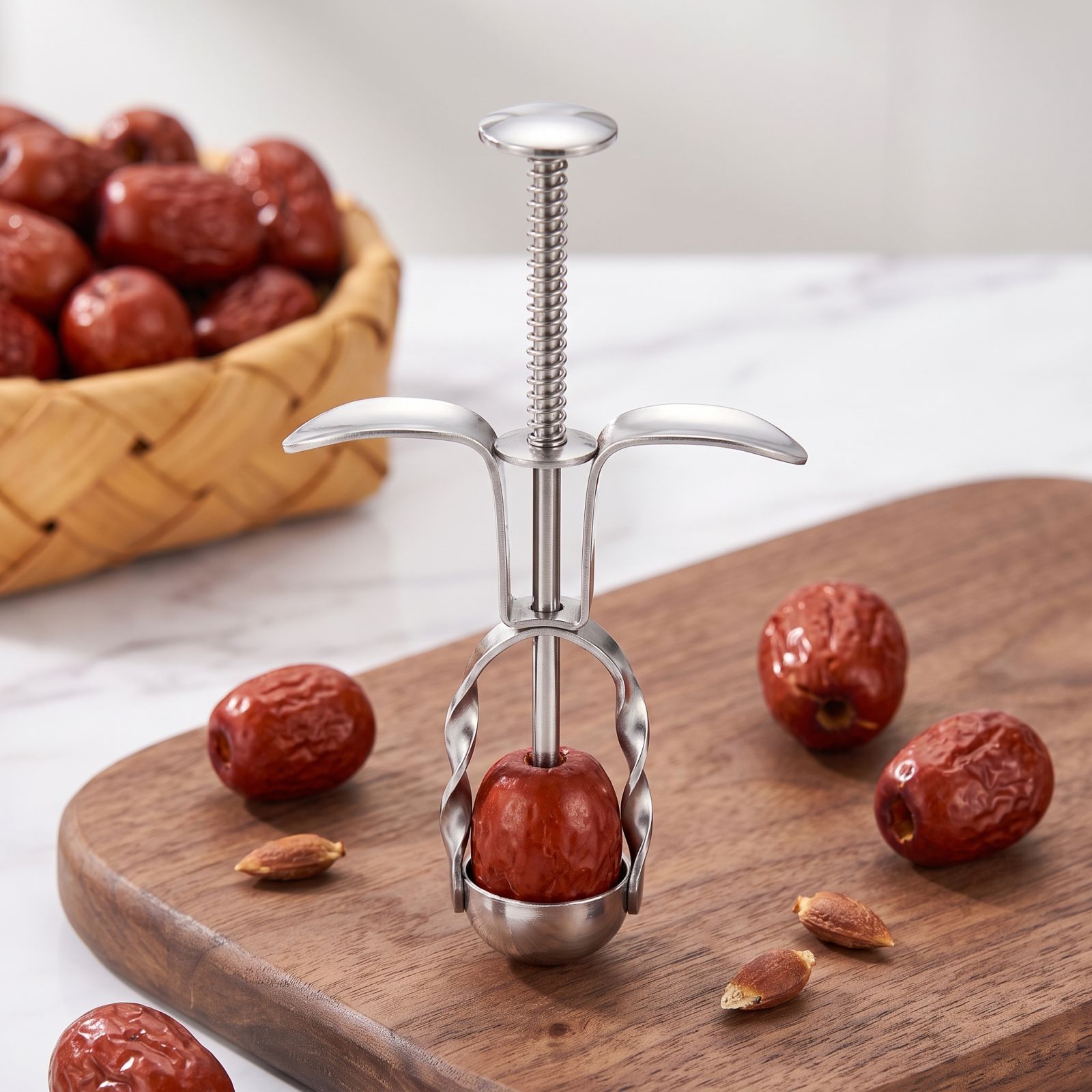 Инструмент для удаления косточ – обзор и цена Kitchen Gadgets Usa